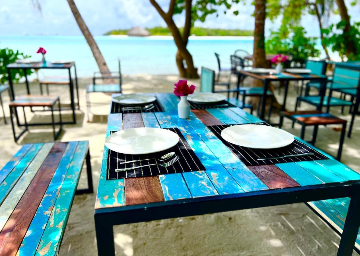 Beach House Dhiffushi Buitenkant foto